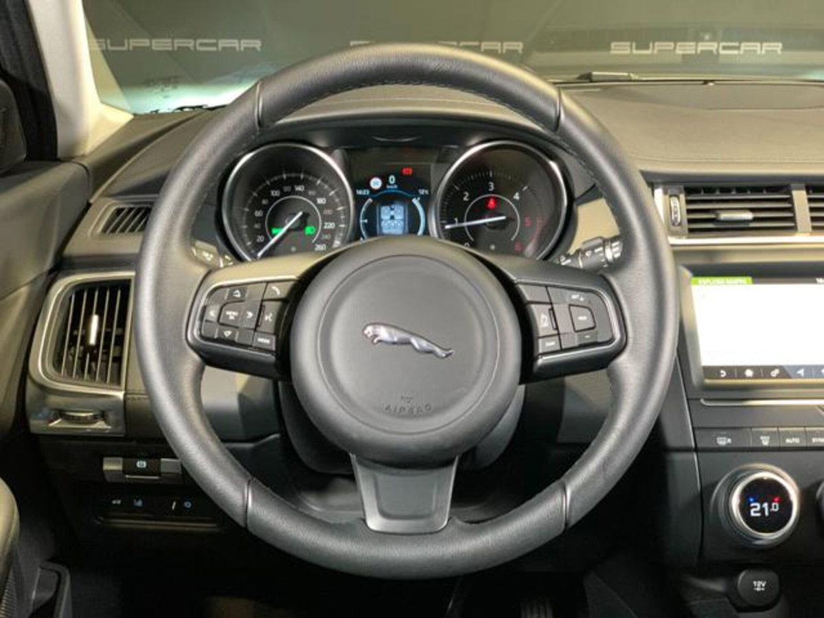Jaguar E-Pace 2.0D 150 CV AWD aut. S (11)