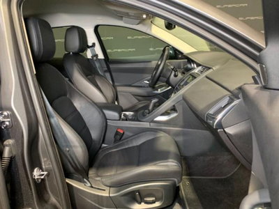 Jaguar E-Pace 2.0D 150 CV AWD aut. S (12)