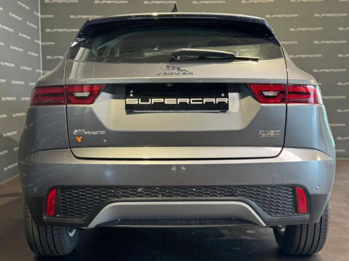 Jaguar E-Pace 2.0D 150 CV AWD aut. S (4)