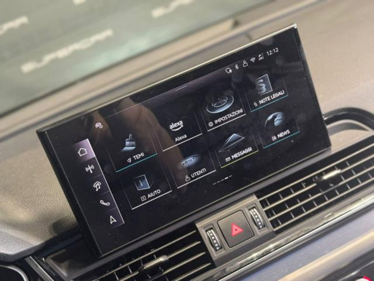 Audi Q5 Sportback 40 2.0 tdi mhev 12V Identity Black quattro s-tronic (16)