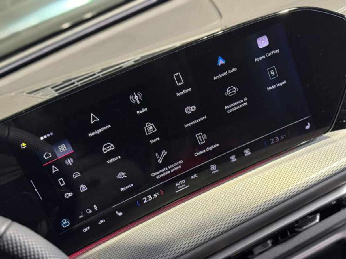 Audi Q5 Sportback 40 2.0 tdi mhev 12V S line Plus quattro s-tronic (17)