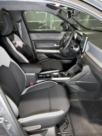 Dacia Duster 1.8 hybrid Journey 155cv auto (11)