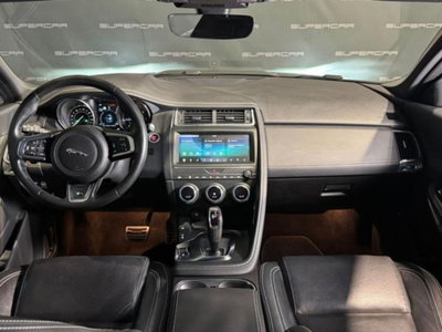 Jaguar E-Pace 2.0D 150 CV AWD aut. R-Dynamic (10)
