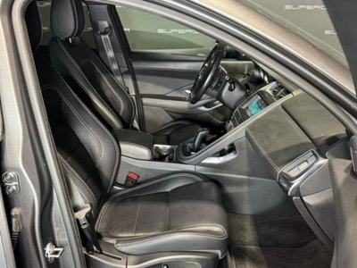 Jaguar E-Pace 2.0D 150 CV AWD aut. R-Dynamic (12)