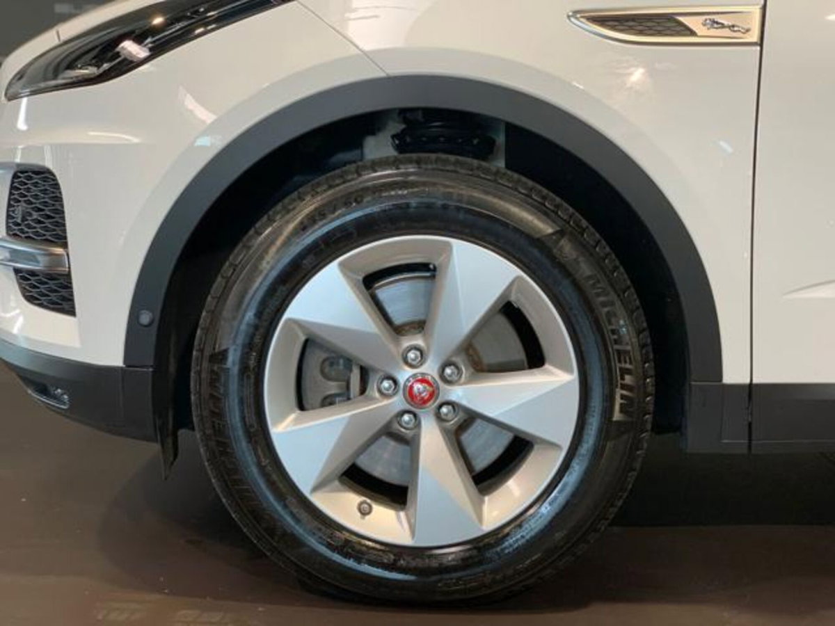 Jaguar E-Pace 2.0D I4 163 CV AWD Auto S (8)
