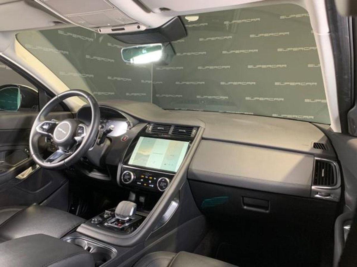 Jaguar E-Pace 2.0D I4 163 CV AWD Auto S (9)