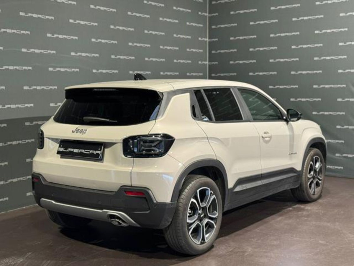 Jeep Avenger 1.2 turbo e-hybrid mhev Summit fwd 110cv edct6 (3)