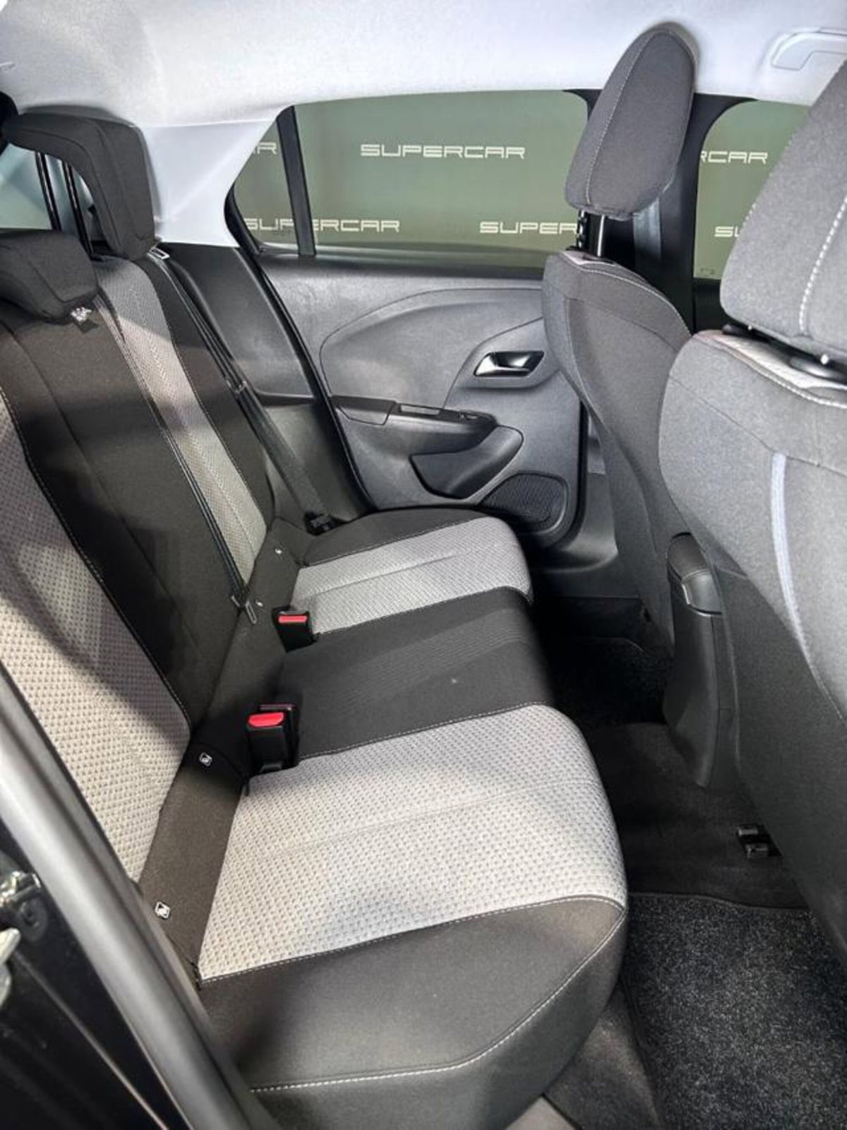 Opel Corsa 1.2 GS s&s 75cv (12)