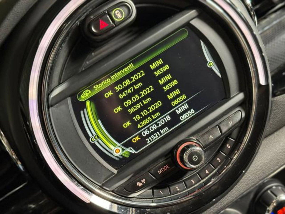 MINI Mini Clubman 2.0 Cooper SD Clubman ALL4 (17)