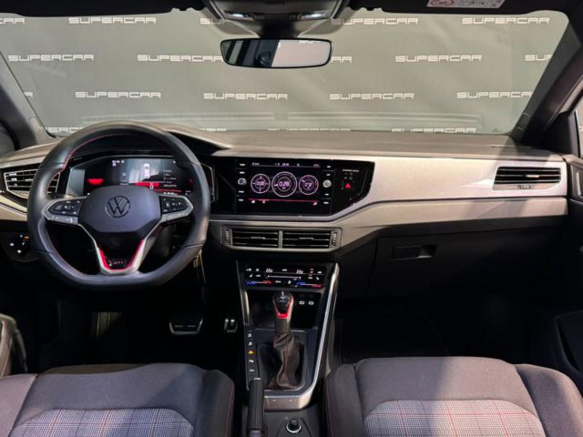Volkswagen Polo 2.0 tsi GTI dsg (10)