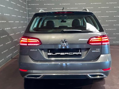 Volkswagen Golf Variant 1.4 TGI DSG Executive BlueMotion (4)