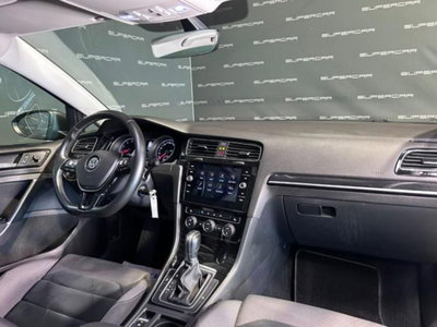 Volkswagen Golf Variant 1.4 TGI DSG Executive BlueMotion (9)