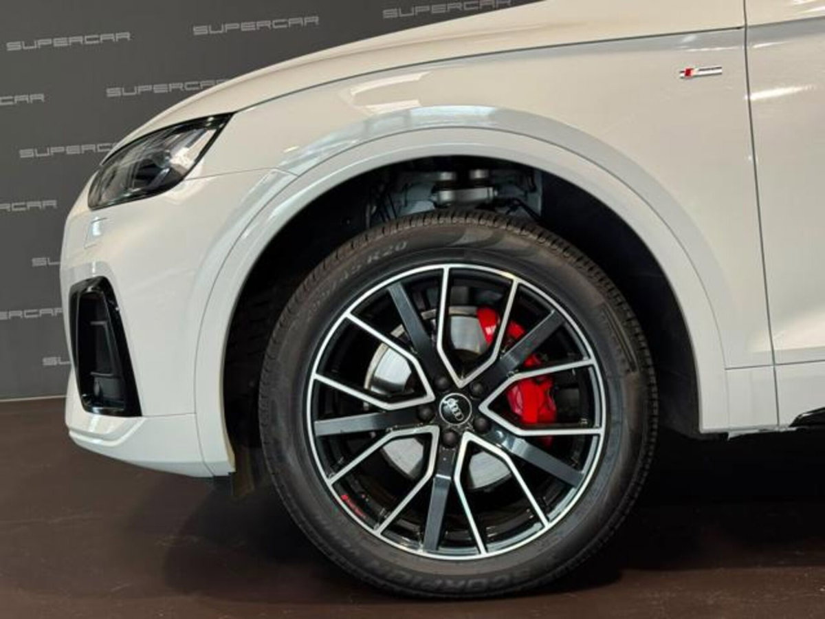 Audi Q5 40 TDI 204 CV quattro S tronic (8)