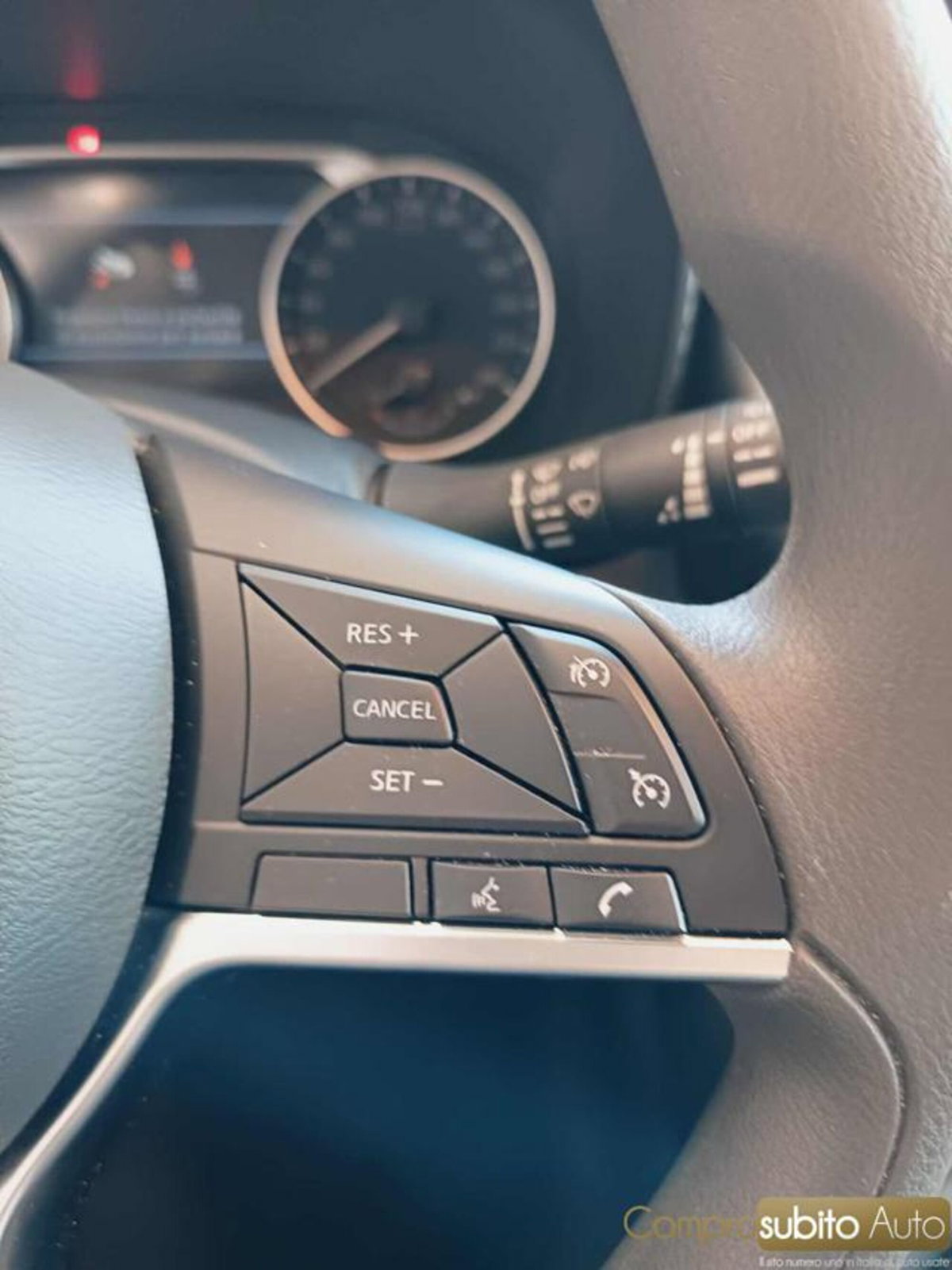 Nissan Juke 1.6 hev N-Connecta (14)
