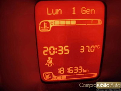 Fiat Panda 0.9 TwinAir Turbo S&S 4x4 Trussardi (17)