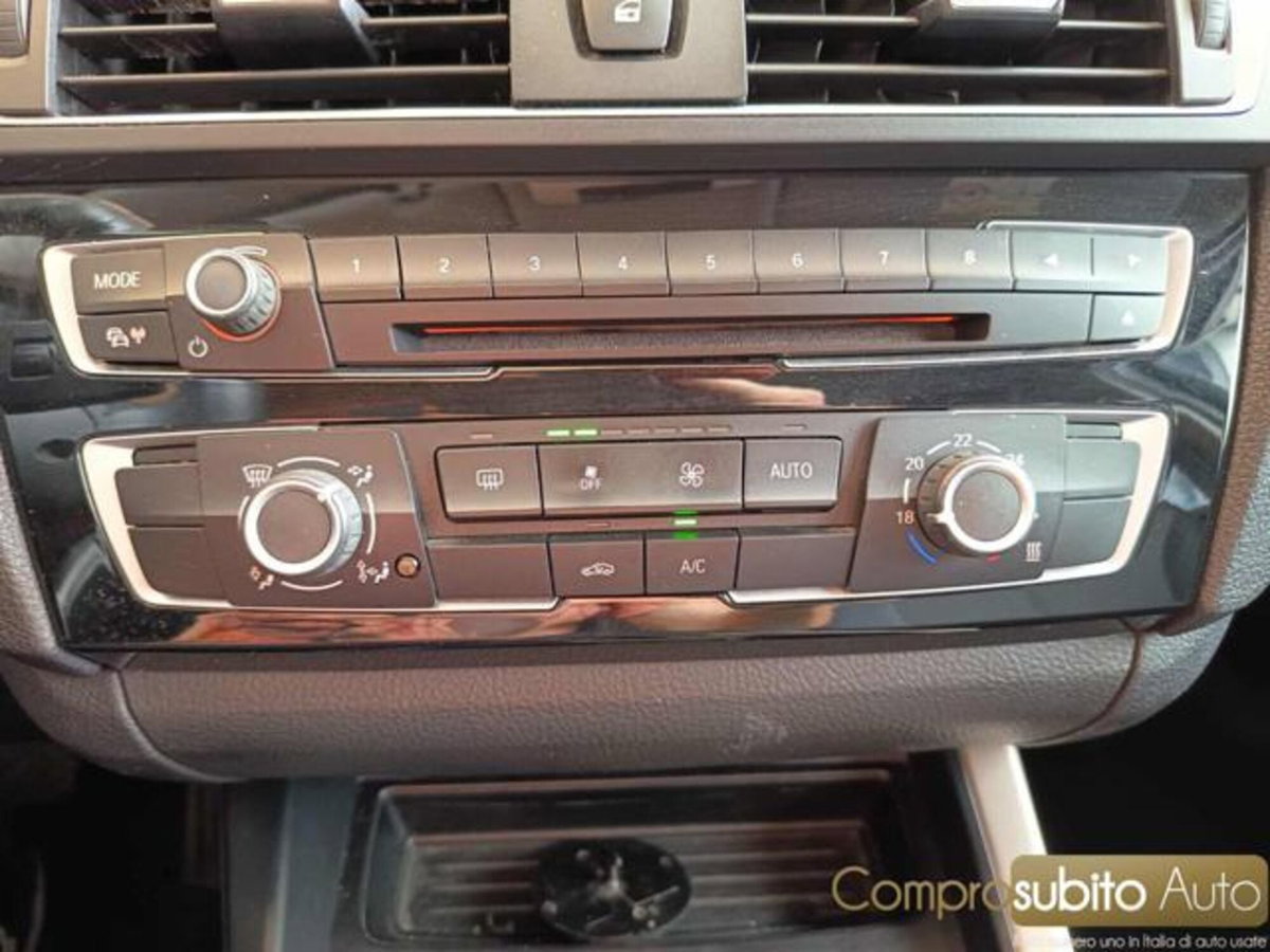 BMW Serie 1 116d 2.0 116CV cat 5 porte Attiva DPF (16)