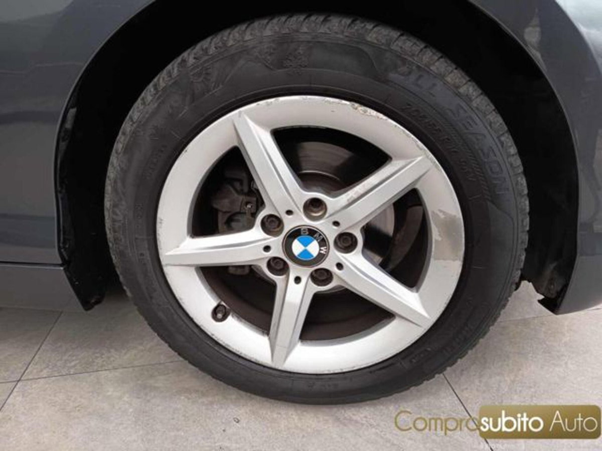 BMW Serie 1 116d 2.0 116CV cat 5 porte Attiva DPF (9)