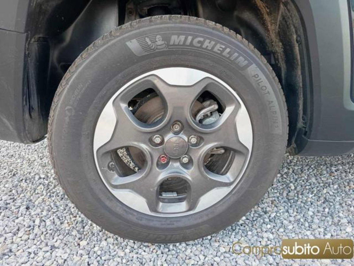 Jeep Renegade 2.0 Mjt 140CV 4WD Active Drive Longitude (14)