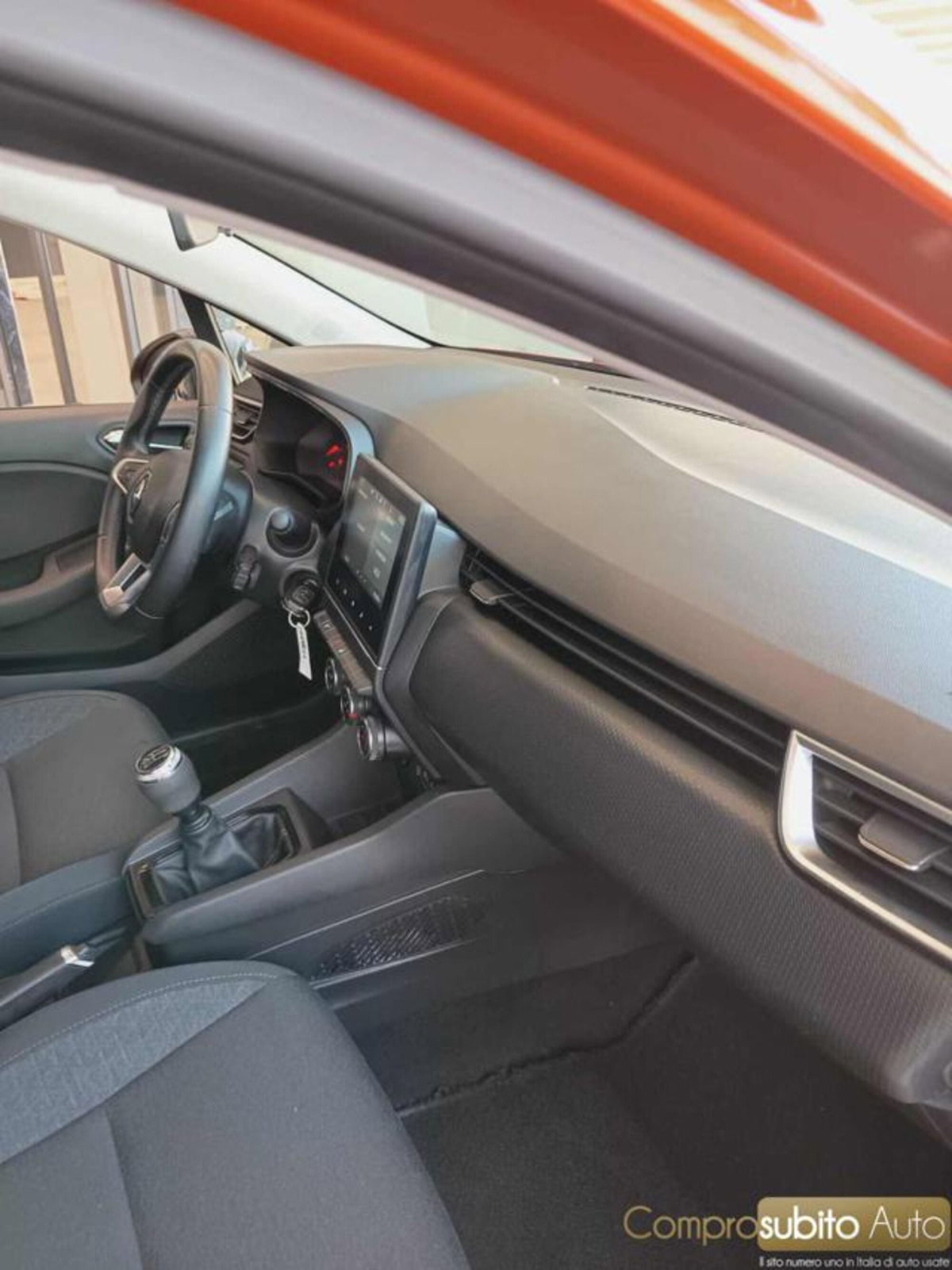 Renault Clio SCe 65 CV 5 porte Life (16)