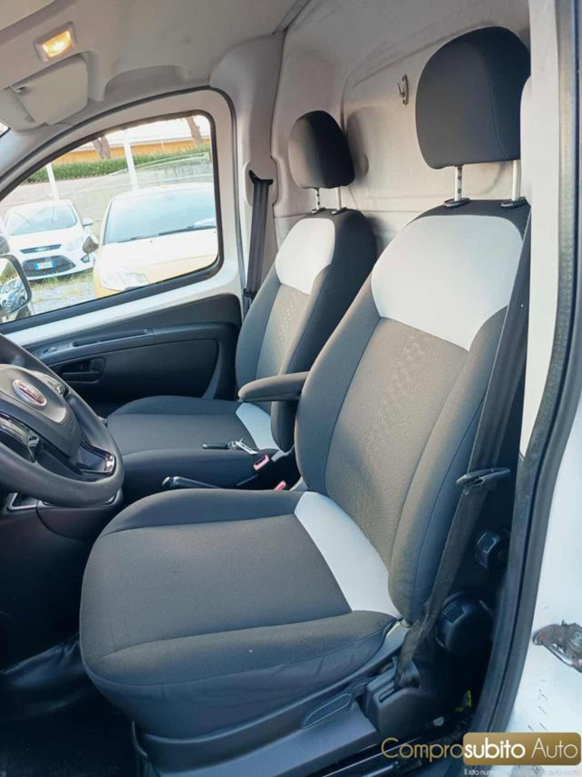 Fiat Fiorino 1.3 MJT 80CV Combinato (17)