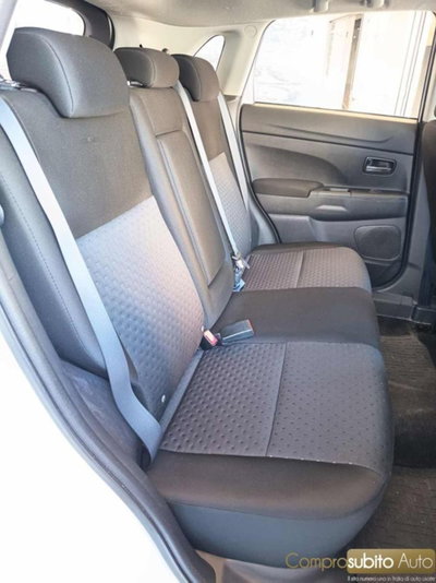 Mitsubishi ASX 1.8 DI-D 150 CV 4WD Intense ClearTec Panoramic (14)