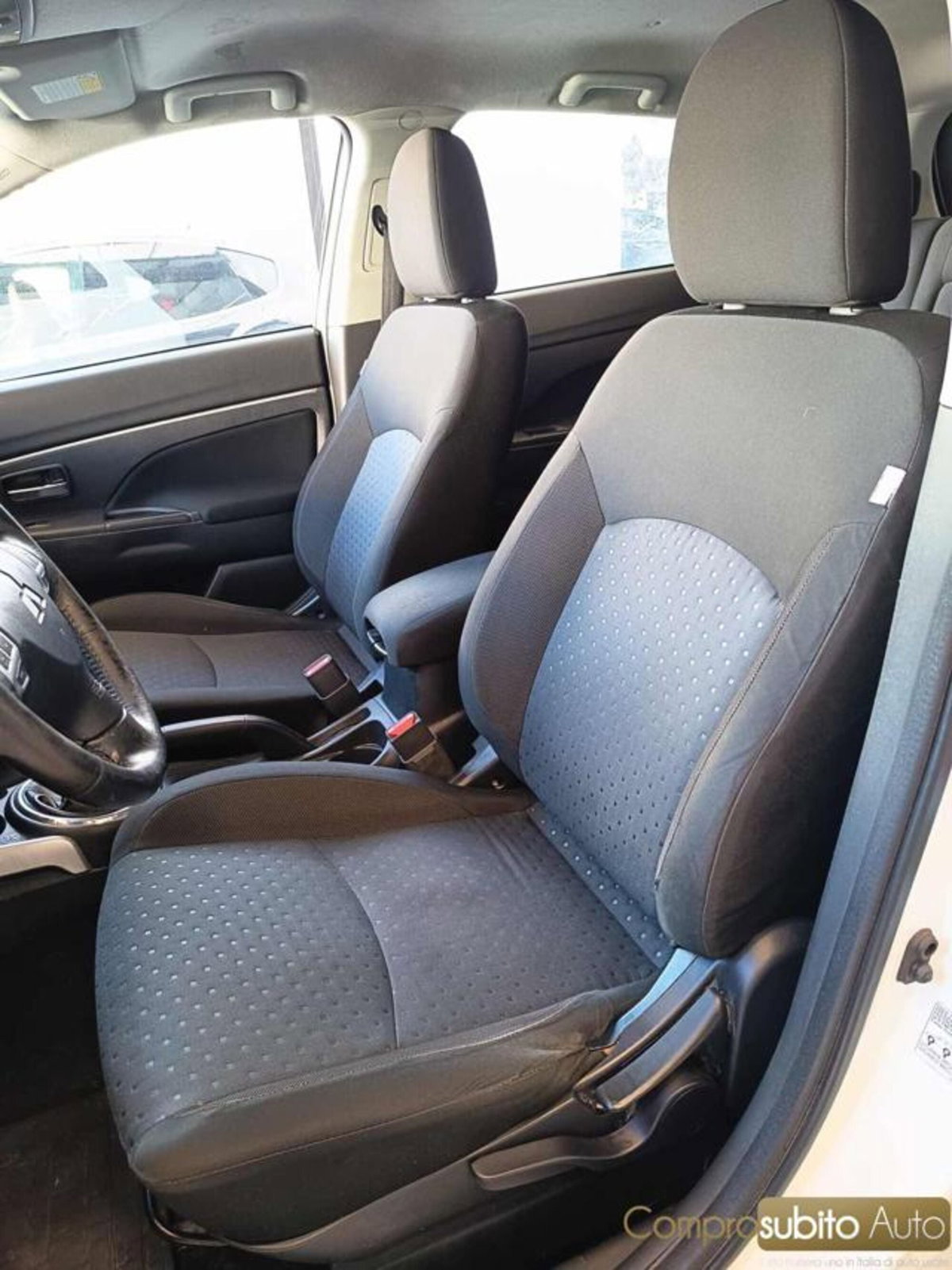 Mitsubishi ASX 1.8 DI-D 150 CV 4WD Intense ClearTec Panoramic (15)