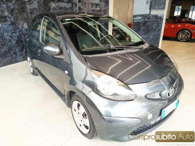 Toyota Aygo 1.0 12V VVT-i 5 porte (3)