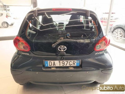 Toyota Aygo 1.0 12V VVT-i 5 porte (5)