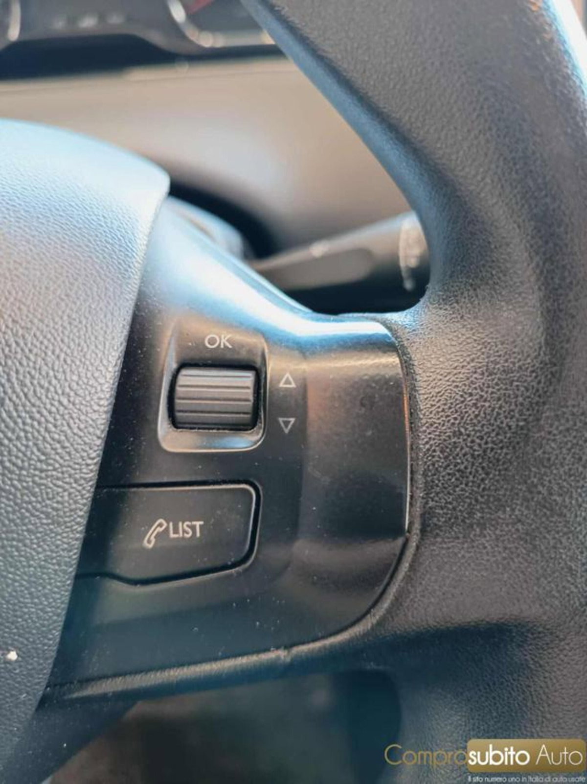 Peugeot 208 HDi 68 CV 5 porte Access (11)