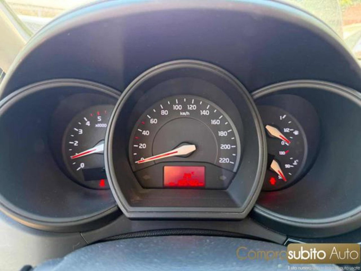 Kia Rio 1.1 CRDi 5p. Cool (12)