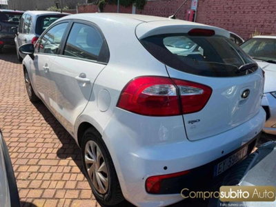 Kia Rio 1.1 CRDi 5p. Cool (5)