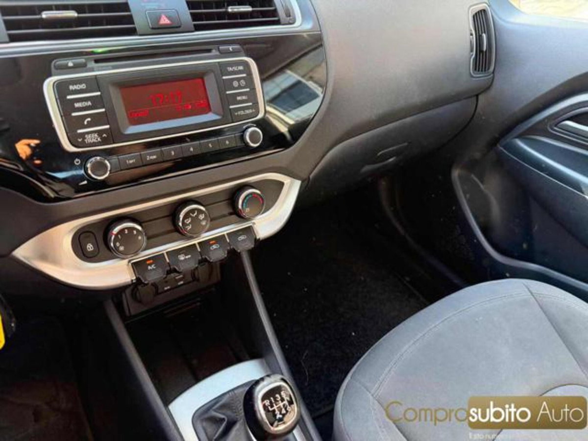 Kia Rio 1.1 CRDi 5p. Cool (7)