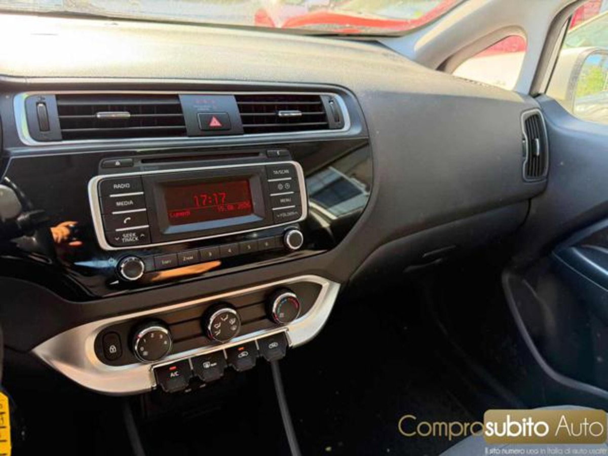 Kia Rio 1.1 CRDi 5p. Cool (8)