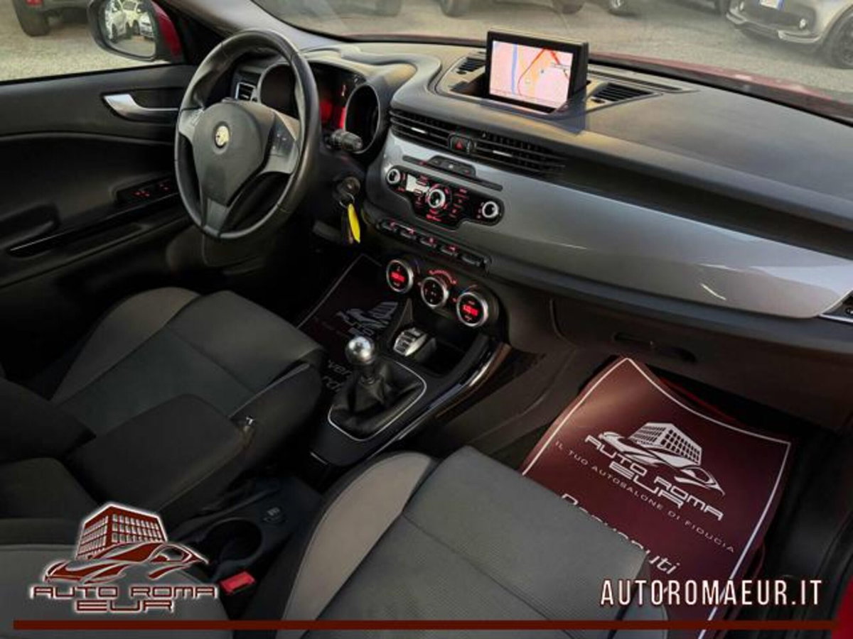 Alfa Romeo Giulietta 2.0 JTDm-2 Exclusive 140cv (18)