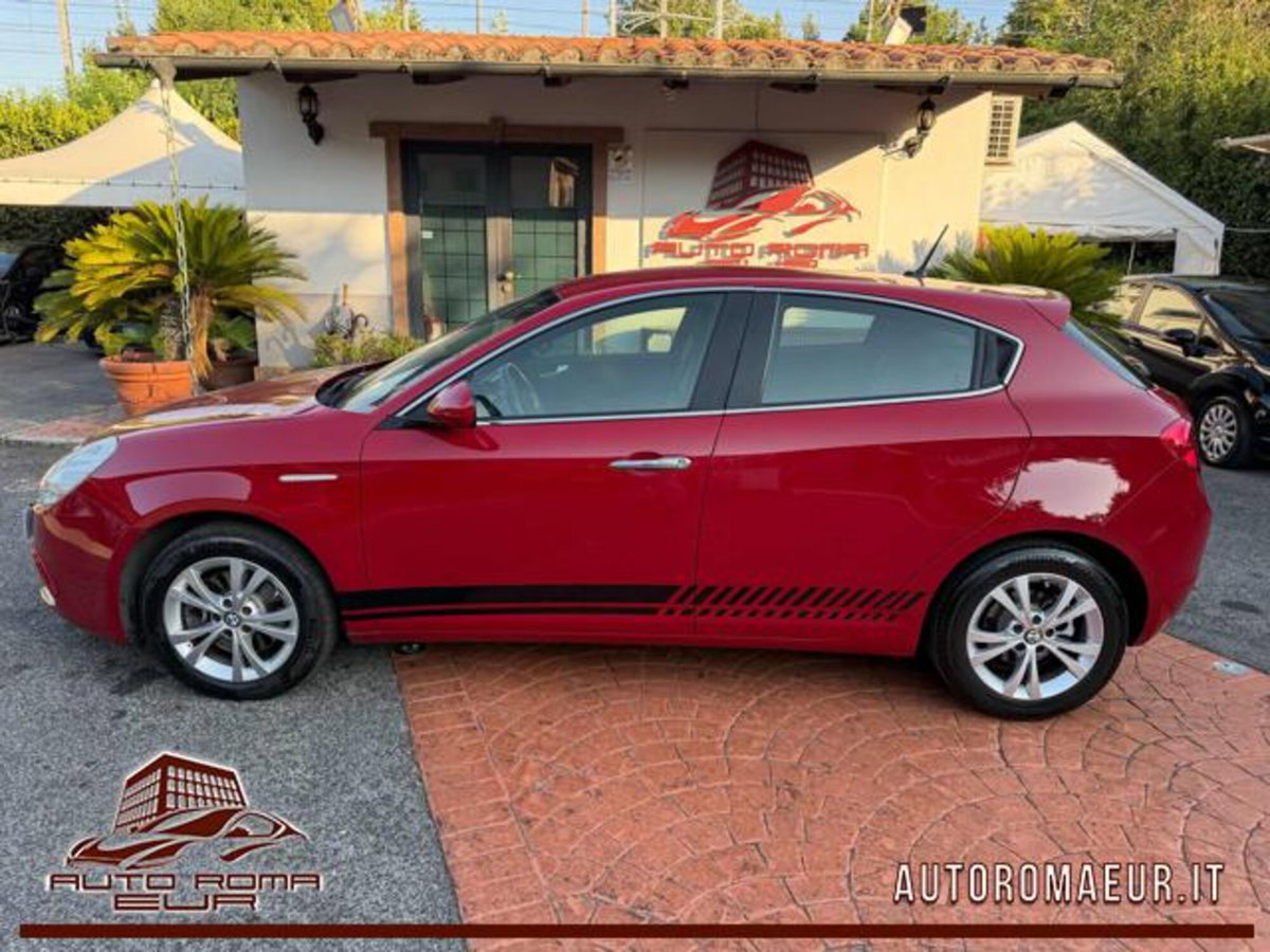 Alfa Romeo Giulietta 2.0 JTDm-2 Exclusive 140cv (2)