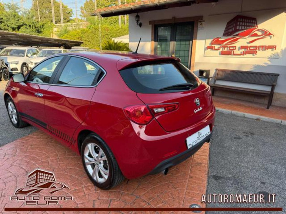Alfa Romeo Giulietta 2.0 JTDm-2 Exclusive 140cv (3)