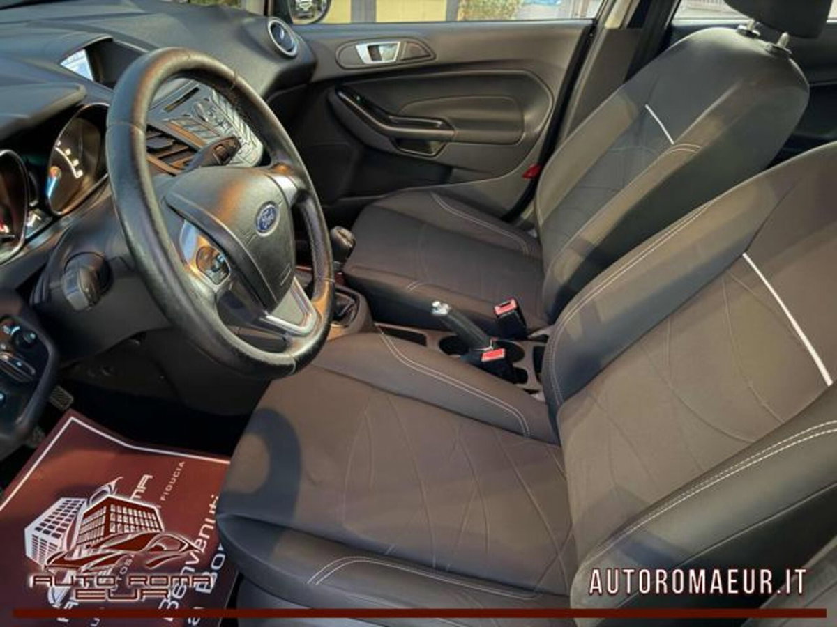 Ford Fiesta 1.2 60CV 3 porte (10)