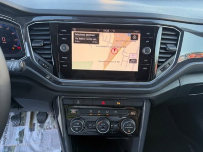 Volkswagen T-Roc 1.6 TDI SCR Business BlueMotion Technology (18)