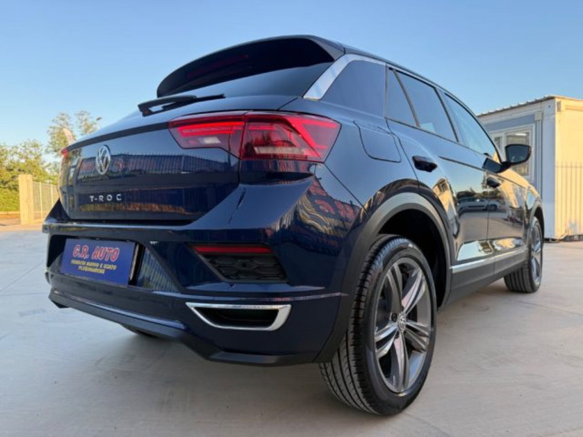 Volkswagen T-Roc 1.6 TDI SCR Business BlueMotion Technology (6)