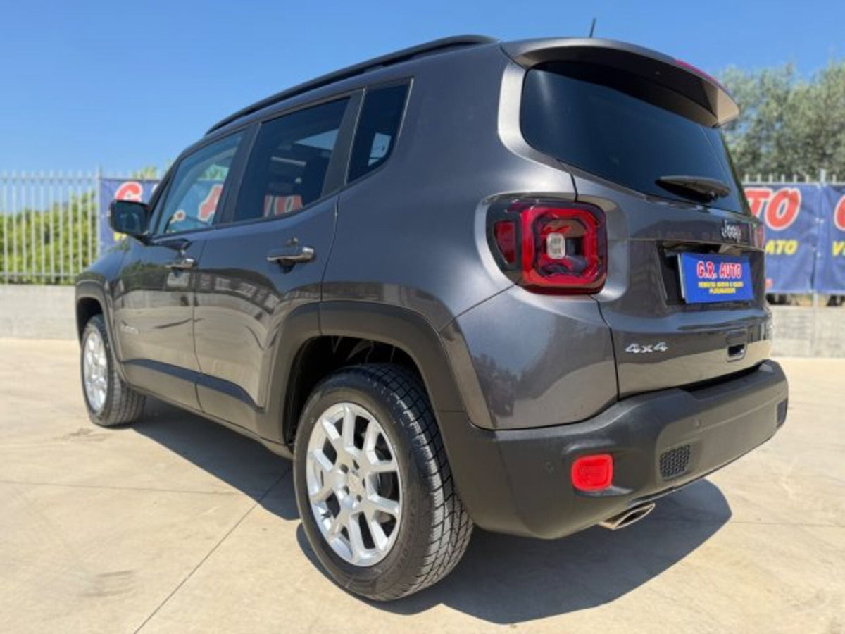 Jeep Renegade 2.0 Mjt 140CV 4WD Active Drive Limited (8)