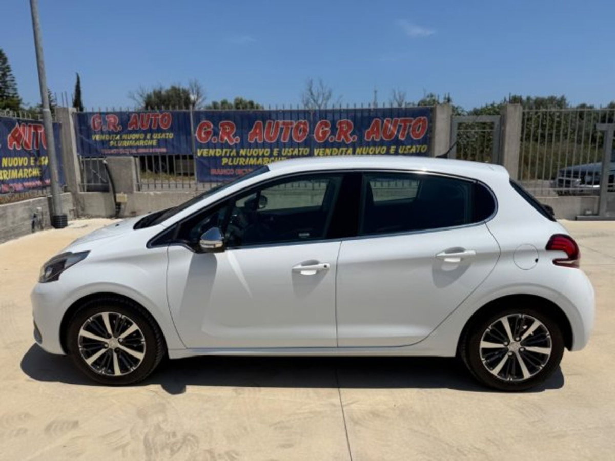 Peugeot 208 1.2 puretech Active s&s 100cv (12)