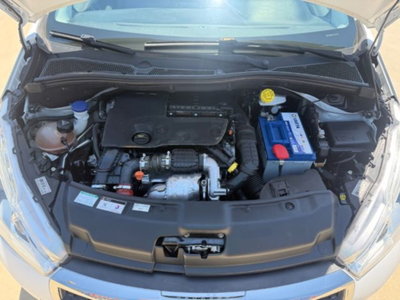 Peugeot 208 1.2 puretech Active s&s 100cv (14)