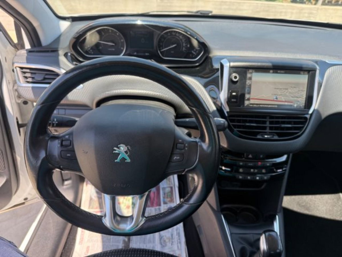 Peugeot 208 1.2 puretech Active s&s 100cv (19)