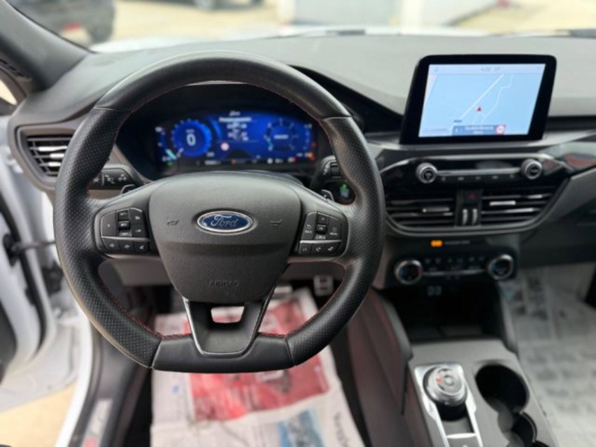 Ford Kuga 1.5 EcoBlue 120 CV 2WD ST-Line (20)