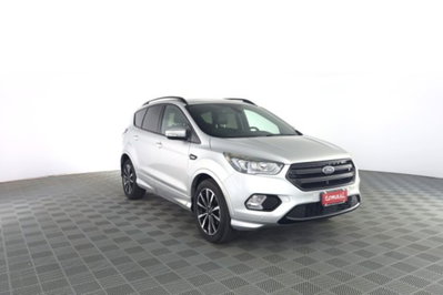 Ford Kuga 1.5 TDCI 120 CV S&S 2WD ST-Line (2)