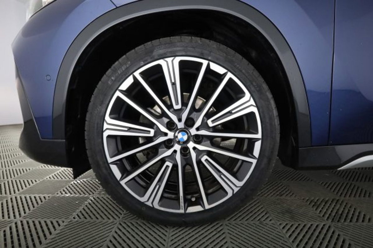BMW X1 sDrive 18d xLine (8)