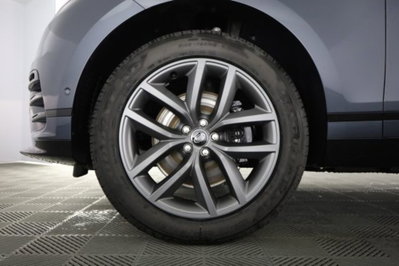 Land Rover Range Rover Velar 2.0D I4 204 CV (15)