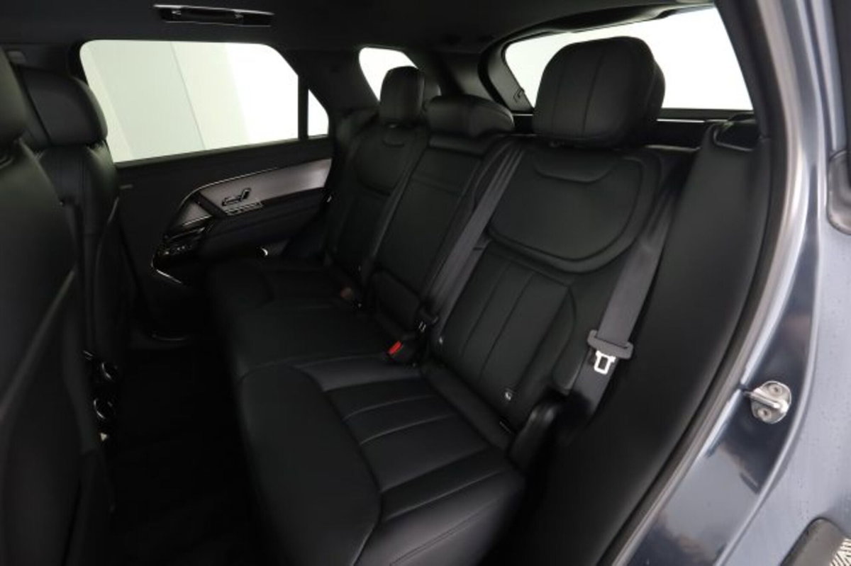 Land Rover Range Rover Sport 3.0D l6 300 CV HSE Dynamic Stealth (11)