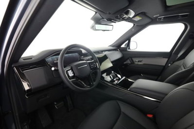 Land Rover Range Rover Sport 3.0D l6 300 CV HSE Dynamic Stealth (9)