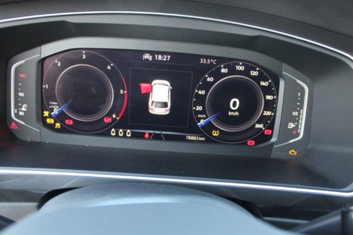 Volkswagen Tiguan 2.0 TDI SCR Life (9)